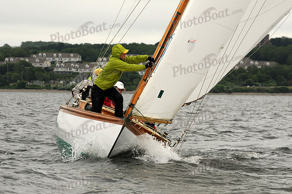 2011 NYYC Annual Regatta C 208