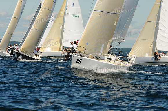 2011 J105 NAs A 146