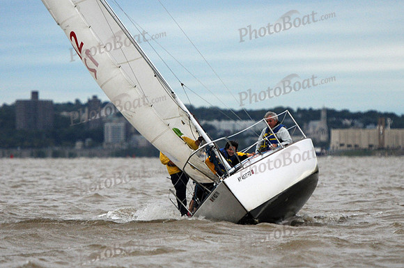 2011 NY Architects Regatta 434