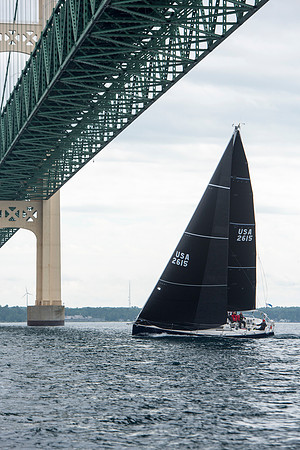 2019 Chicago to Mackinac G_2242-byPhotoBoat