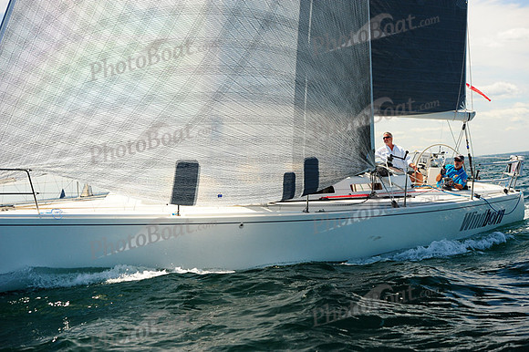2014 Newport Bermuda A 910