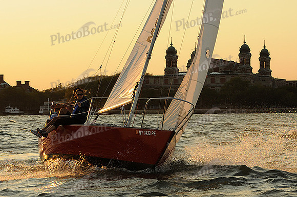 2012 NY Architects Regatta 727