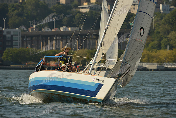 2015 NY Architects Regatta A 275