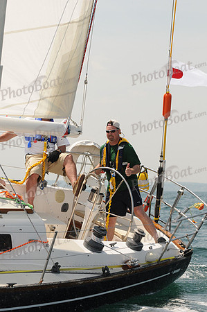 2010_Newport_Bermuda 523