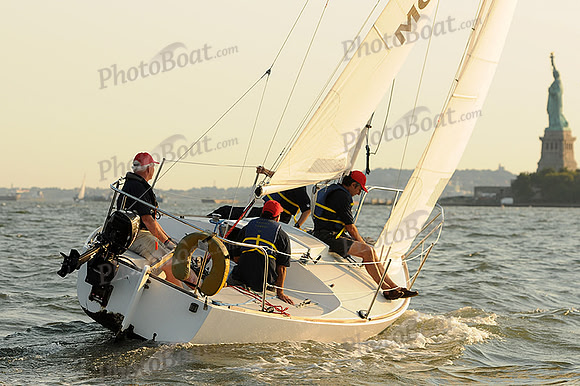 2012 NY Architects Regatta 392