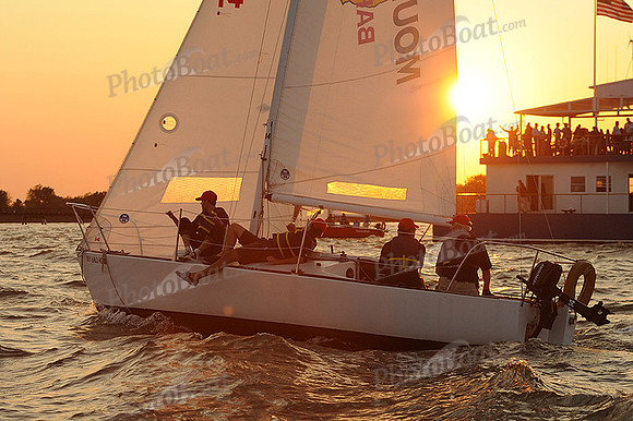 2012 NY Architects Regatta 1007