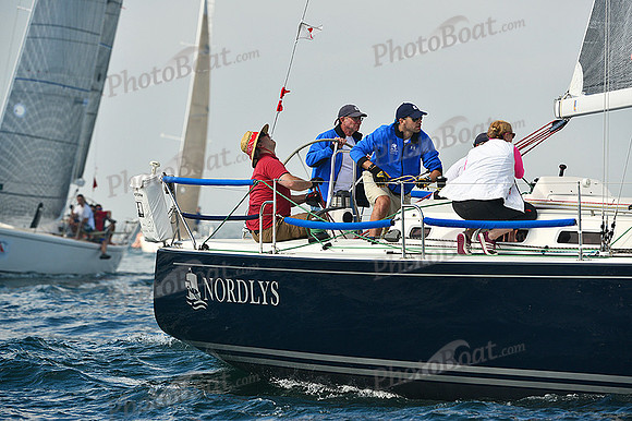 2015 Block Island Race Week A1 330