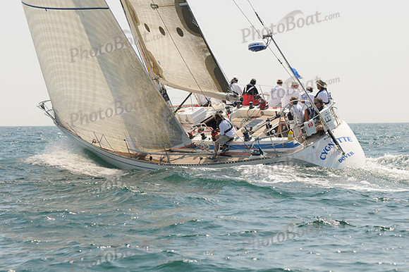 2010_Newport_Bermuda 585