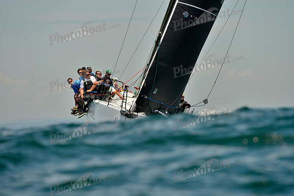 2017-Block-Island-Race-Week-C_0187