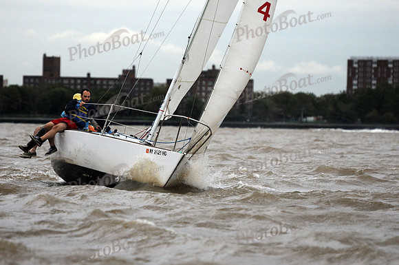 2011 NY Architects Regatta 428
