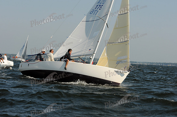 2011 J80 NAs A 079