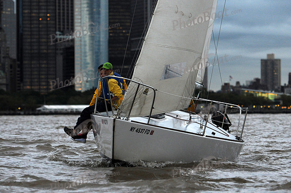 2011 NY Architects Regatta 570