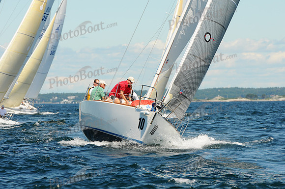 2011 J105 NAs A 302