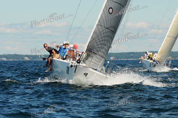 2011 J105 NAs A 262
