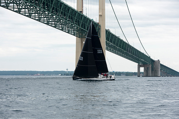 2019 Chicago to Mackinac G_2239-byPhotoBoat