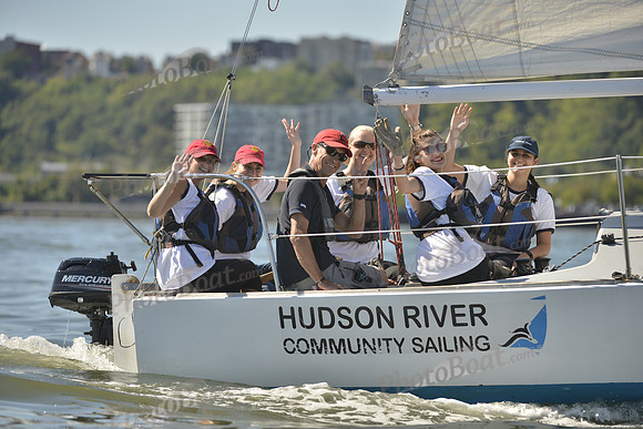 2016 NY Architects Regatta_0078