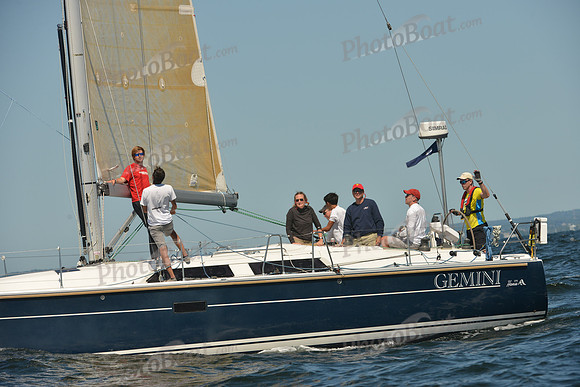 2015 Vineyard Race C 370
