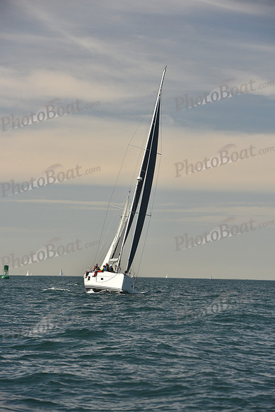 2024 Figawi 2200