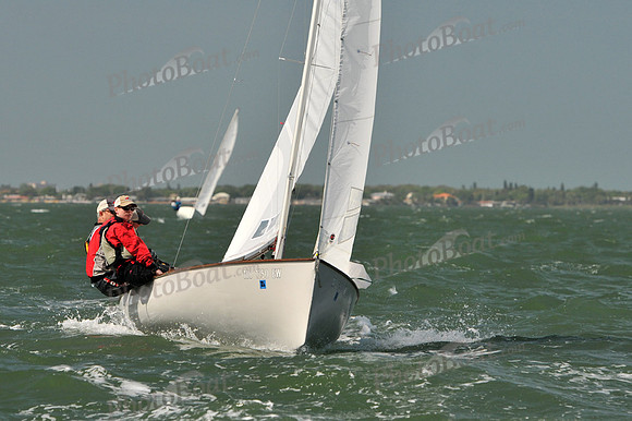 2012 Thistle Midwinters B 800