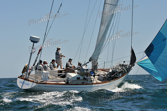 2012 Newport Bermuda 425