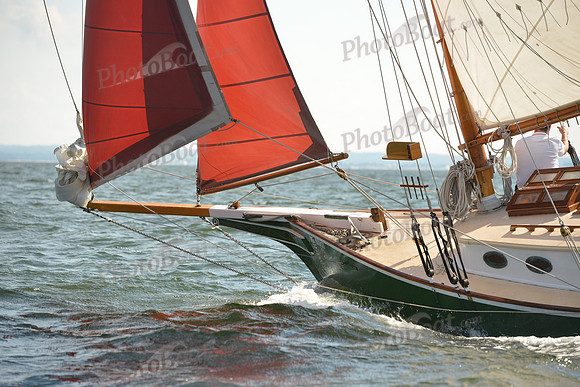 2015 IHYC Classic Yacht Regatta 704