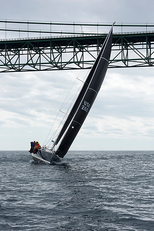 2019 Chicago to Mackinac G_2253-byPhotoBoat