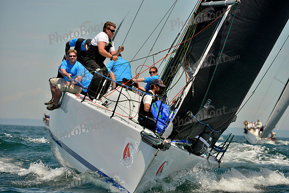 2017-Block-Island-Race-Week-C_0195