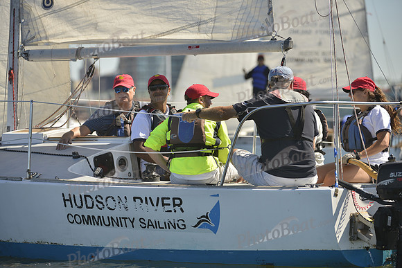 2016 NY Architects Regatta_0049