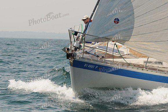 2010_Newport_Bermuda 875