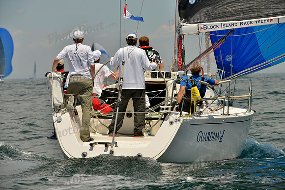 2017-Block-Island-Race-Week-C_0702