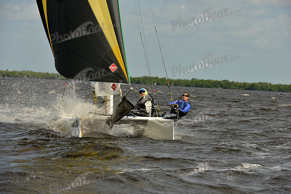 2015 F18 Americas C 831