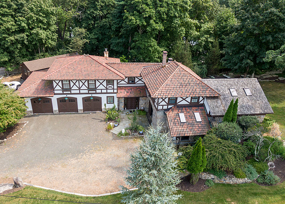 Shuck_Manitou Court Sept2019_0076-byPhotoBoatCom
