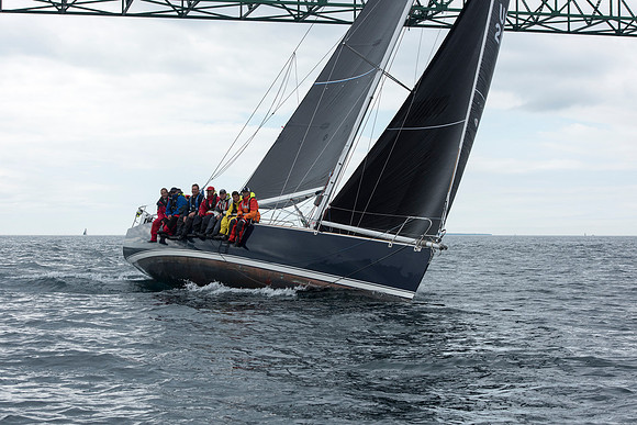 2019 Chicago to Mackinac G_2258-byPhotoBoat