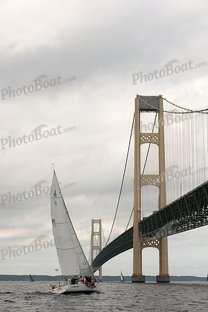 2019-Chicago to Mackinac G_3189-byPhotoBoat