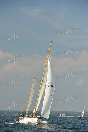 2015 IHYC Classic Yacht Regatta 398