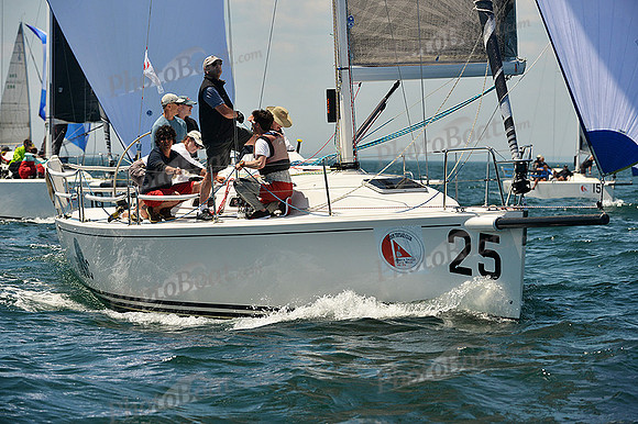 2015 Block Island Race Week B 085