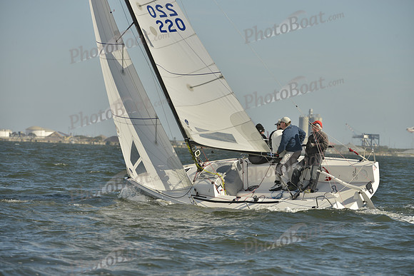 2016-2017 Quantum J70 Winter Series I_0577
