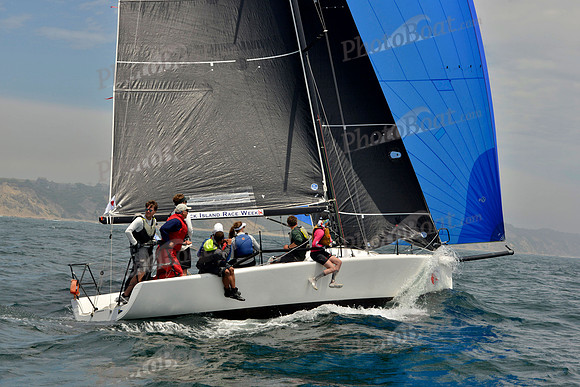 2017-Block-Island-Race-Week-D_0592