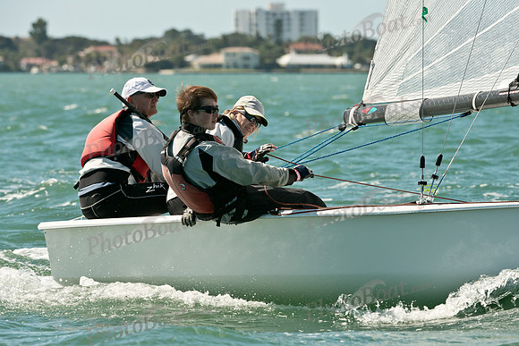 2015 VX1 Winter Series C_0793-byPhotoBoat
