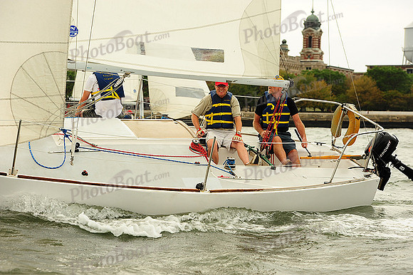 2014 NY Architects Regatta 076