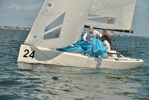2017 Quantum J70 Midwinters A_0269