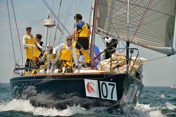 2017-Block-Island-Race-Week-C_0459