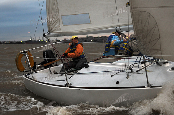 2011 NY Architects Regatta 743
