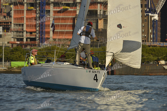 2016 NY Architects Regatta_0975