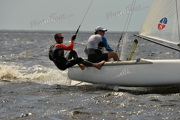 2015 F18 Americas C 578