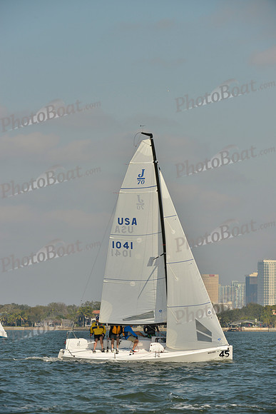 2016-2017 Quantum J70 Winter Series III_0639
