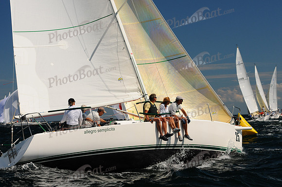 2011 J105 NAs B 217