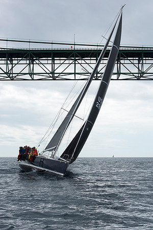 2019 Chicago to Mackinac G_2254-byPhotoBoat