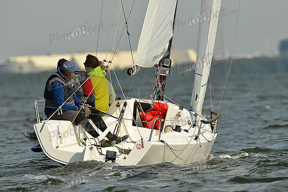 2015 J70 Winter Series B 882