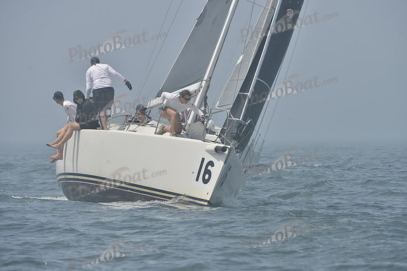 2025 Block Island Race Week B_1010
